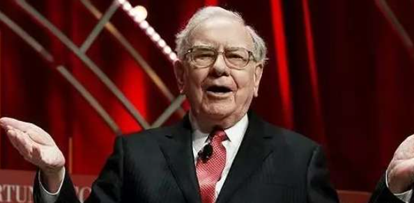 盘点被曲解的9大历史事实，牛顿万有引力和苹果无关，你被骗了吗？