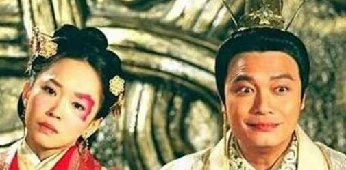 世所罕见的皇太后向皇后下跪求情，还被活活饿死