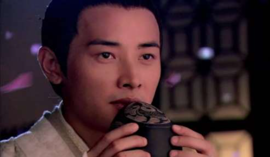 身为汉朝最大诸侯国的拥有者，却只能认妹做母来躲避杀身之祸