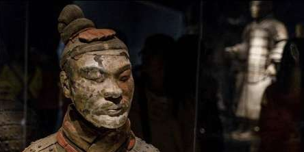 兵马俑金字塔谁更神秘？看完分析你就知道了。