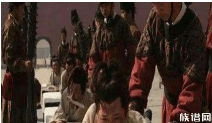 在历史上，为什么说明代开国皇帝朱元璋是败手腕最狠的一个皇帝？