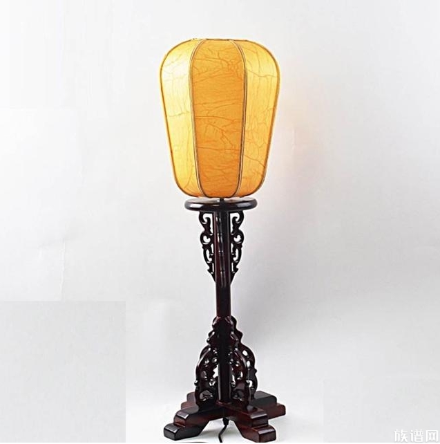 东北部分商铺点蜡烛营业，那么在古代又是用什么照明工具呢？