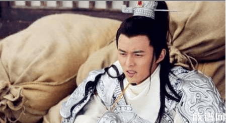 薛丁山的师傅是谁？薛丁山的功夫都不是跟他老爹学的。