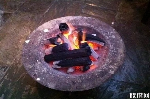 今冬拉尼娜发生成定局,古代有遇到过极冷的特殊天气吗?