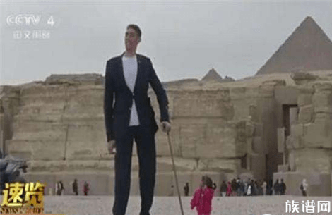 大千世界无奇不有，世界最高男子和最矮女子相遇