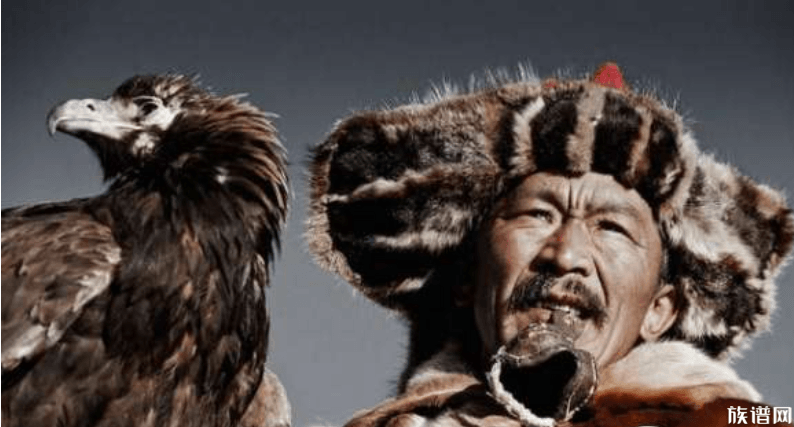 这两个民族在中国被打废，逃亡欧洲，成不可撼动的霸主