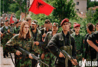 你知道哪一个国家解体了之后直接被一分为三了吗？