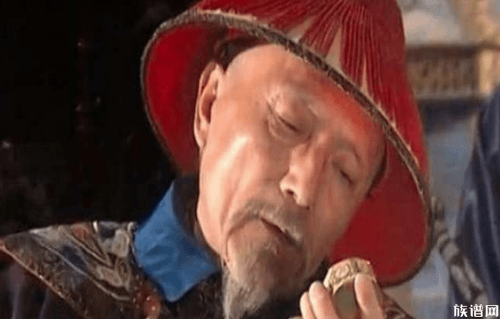 此人为顺治最信任的大臣，与多尔衮争斗了大半辈子