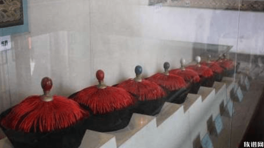 清朝官员顶戴价值几何？最高的可以买一辆小车。