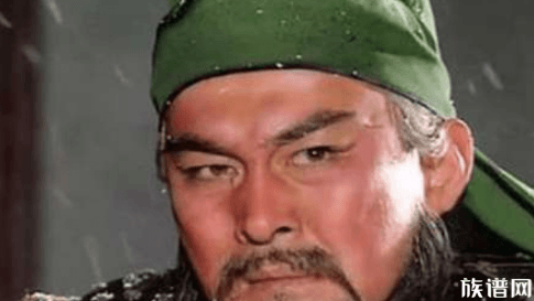 庞德被关羽所擒，奈何劝降无果被关羽所杀，其儿子尽灭关羽后代。