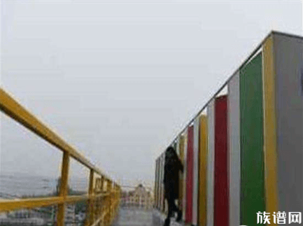 春节临近，重庆惊现“空中厕所”，你想不想来体验一下？