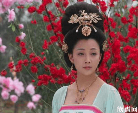 唐朝皇帝不信一手提拔的宰相，也不信同床共枕的妃子，却相信太监