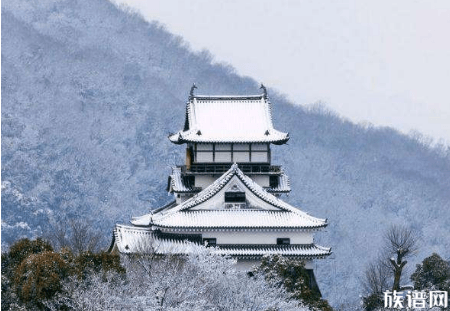 世界上最美的冰雪城堡，凭藉迷人的风景和雄伟的城堡