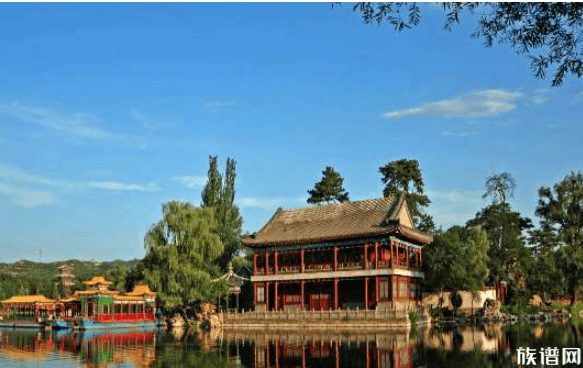 乾隆竟然派一个不识字的人主持科举，这是为什么呢