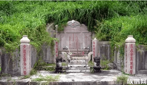 堂兄弟为一夜暴富挖自家祖坟,古人对祖坟是什么态度?