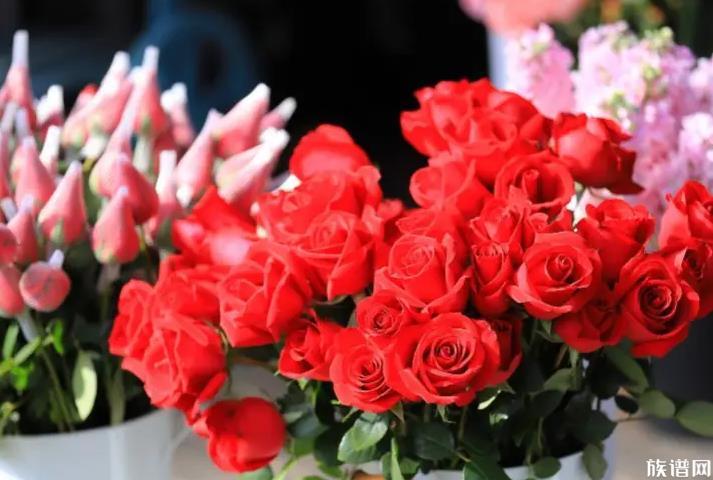 白嫖花束表白成功后欲退还,你知道古代有花店吗?