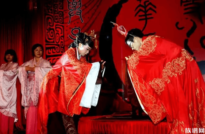 女子不在家二哈把婚房拆了,古代的婚房是如何布置的?