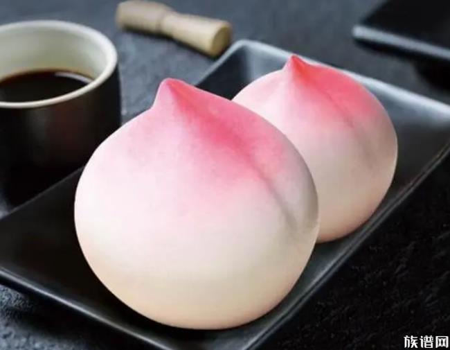 女子庆生途中遇车祸就地吹蜡烛，古人生日吃什么？