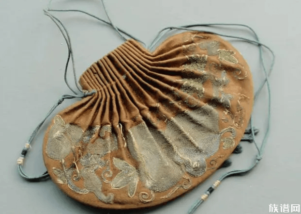 富豪刘銮雄拍卖76只奢侈品包,古代的包包有哪些种类?