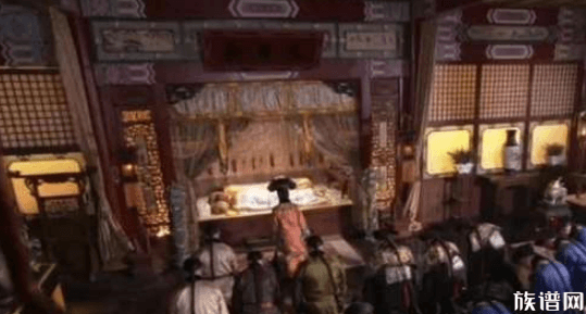 康熙传位给雍正，为什么生母德妃却百般刁难？