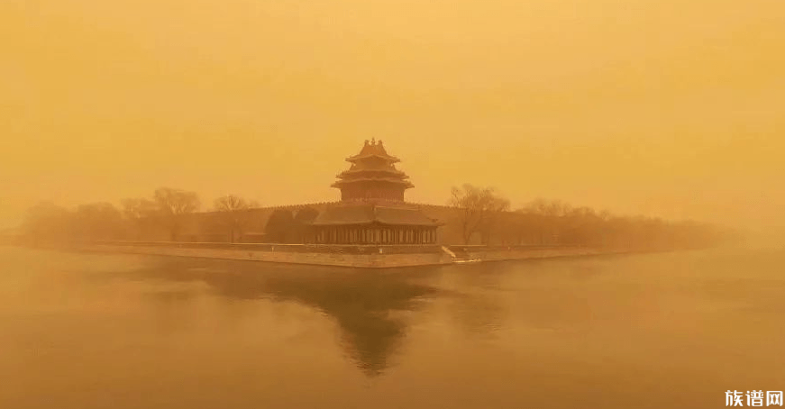 甘肃张掖遭遇沙尘暴:沙墙高达百米,古人是如何称呼沙尘暴的?