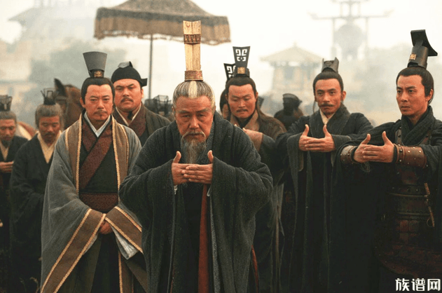 城管局回应采购制服每套4591元,古代的官服有怎样的特征?