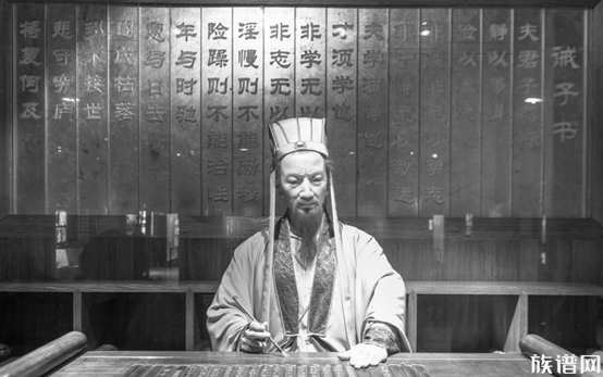 周公《诚伯禽书》原文、诸葛亮《诚子书》原文；周公、诸葛亮文学作品