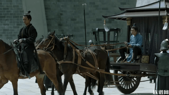 16岁男孩带着奶奶照片骑行西藏,古人出行都有什么装备?