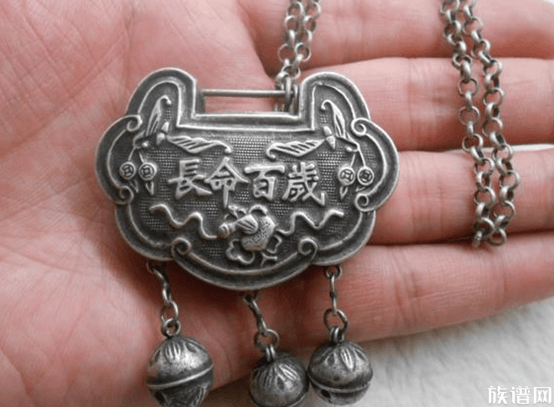 过百岁:中国婴儿庆贺仪式的传统习俗