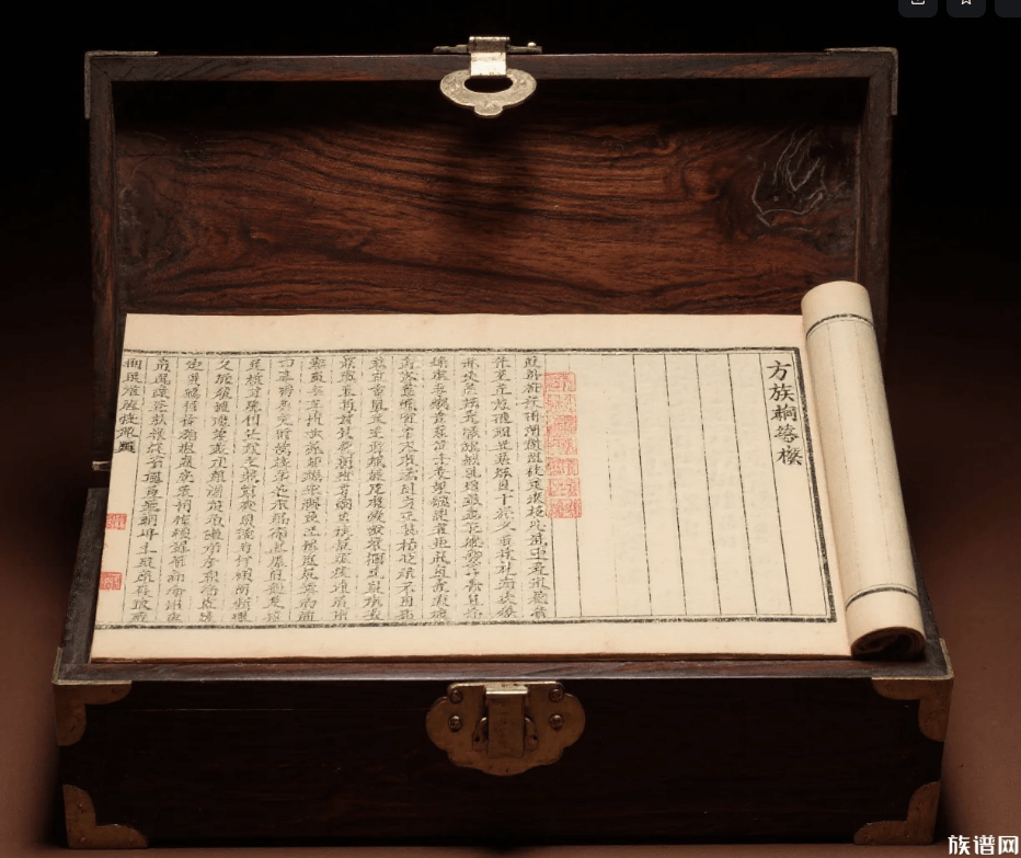 谱箱形制密码：樟木材质防虫，长宽比例多取9:5（九五之尊隐喻）