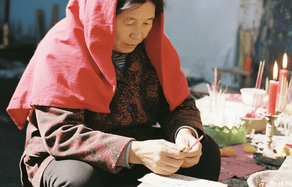 祭拜网：数字时代的缅怀，安放永恒的思念