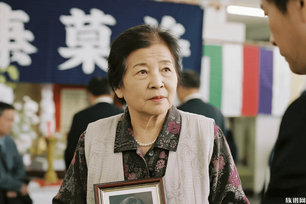 "死不起"的日本：老龄化社会下的殡葬困境与创新