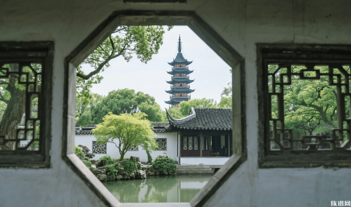 苏州园林造景秘钥：窗为画框山作屏，中式造园的视线美学