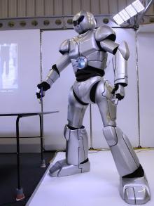 人型机器人