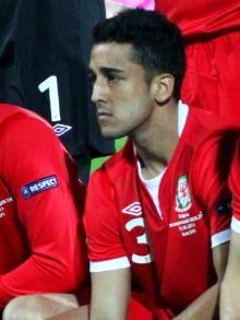 尼尔·泰勒