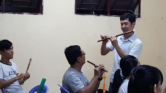 以乐化人——传统八孔箫在高校传承与实践教学路径探究