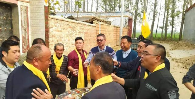 曹县扈连山总理事在扈老家扈氏宗祠修缮落成暨请谱庆典上的致辞