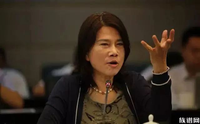 「修谱说」董明珠被赶出家谱:是讲规矩还是坏了规矩?