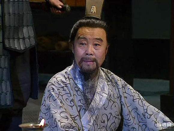 有才又孝顺的孔融，为何最后死的如此惨？