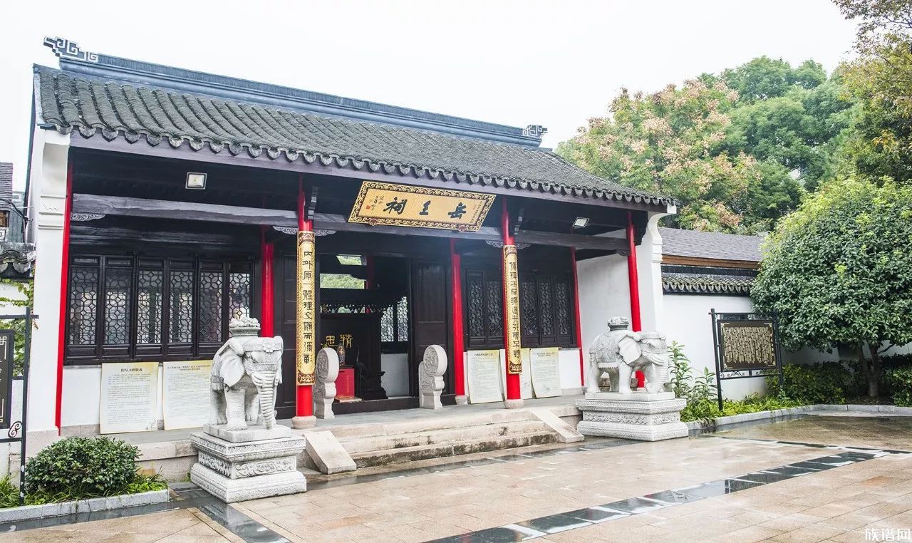 第一站,三塔路岳王祠十一月二十一日,岳王祠迎来了一群特殊的"客人"