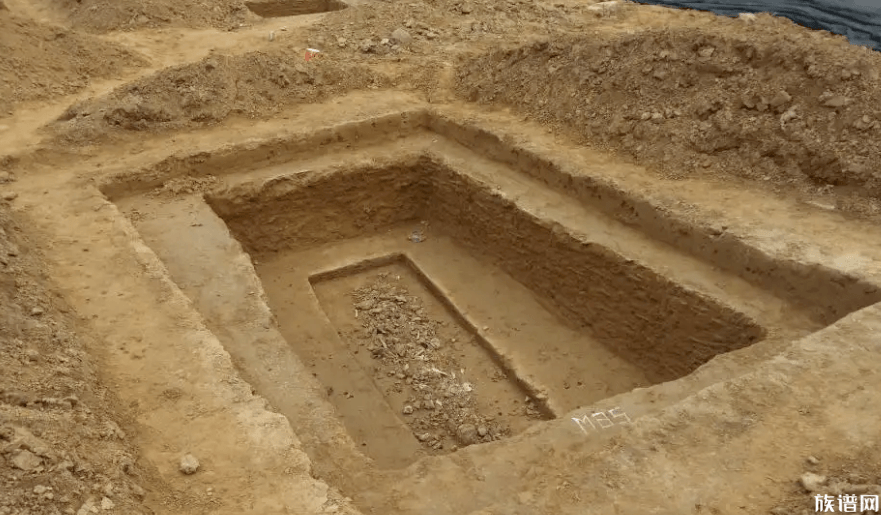 占地开发要迁700年祖坟，河南村民私自开挖！没想到专家这样说！