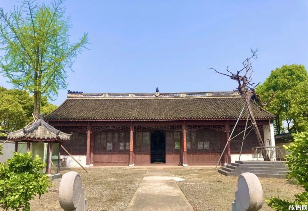 柳茹贡氏宗祠(报恩祠)相传公元1142年1月,岳飞受到国相秦桧莫须有