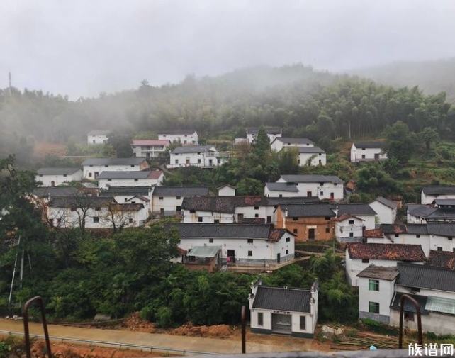岱上村:群山环抱中的古韵新篇