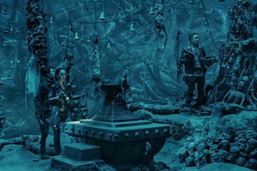 盗墓笔记张起灵的血有什么用张起灵为什么跪血尸