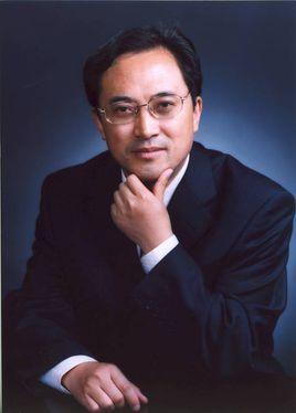 冯小明