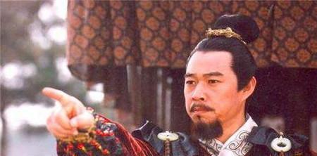 秦始皇离奇暴毙：巡游时射死一条鱼后竟得重病