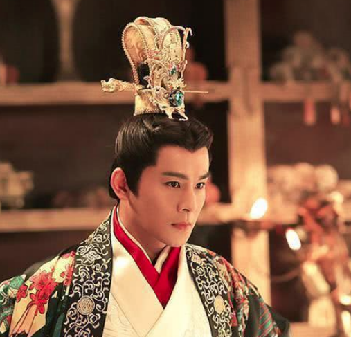 燕惠王为什么要黄金台换将是因为猜忌乐毅吗