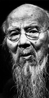 大画家齐白石轶事：大量收购冒充自己的假画