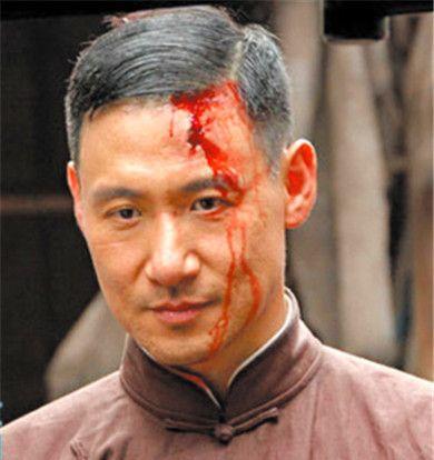 杨衢云剧照